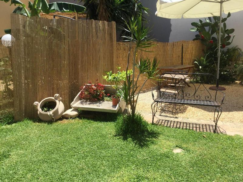 U' Iazzu Bed & Breakfast Avola Luaran gambar